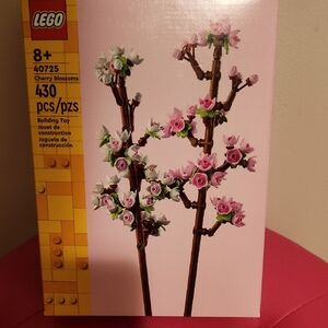NIB LEGO Cherry Blossom Building Toy with Pink and White Flowers